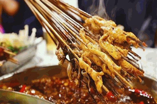 三寶串串