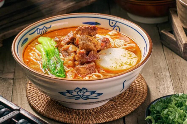 青記牛肉面加盟