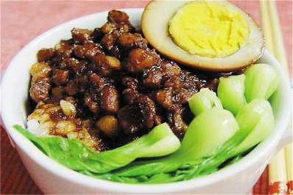 擔仔鹵肉飯