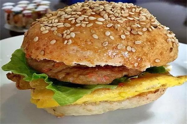 艾德樂(lè)漢堡店加盟費(fèi)多少錢？