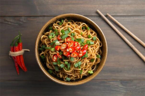 拌霸超級(jí)拌面