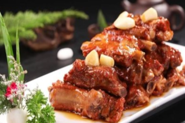 鼎食排骨加盟