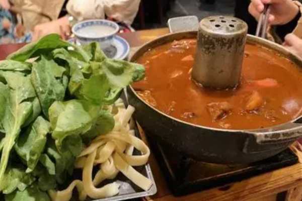 老友會火鍋加盟