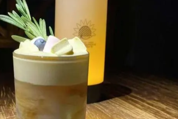 茶一巷奶茶加盟