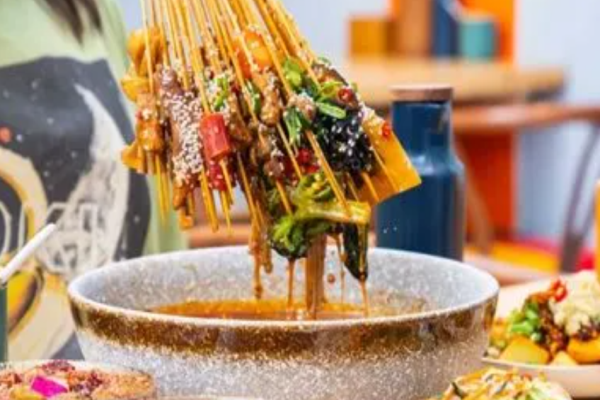 串雀冷鍋串串加盟