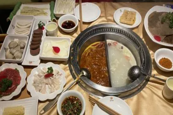 華神龍火鍋加盟