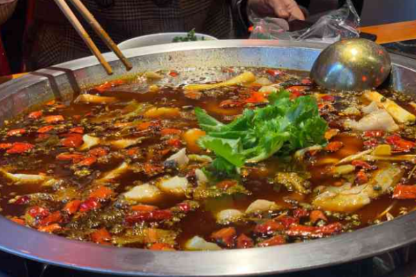 撈魚池火鍋加盟