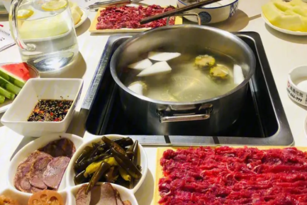 領鮮潮牛牛肉火鍋加盟
