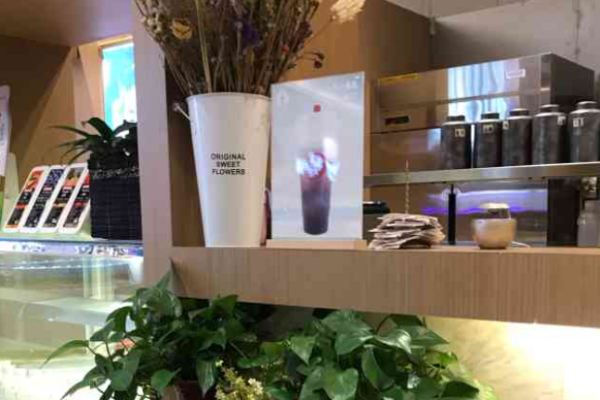 小鵲悅奶茶加盟