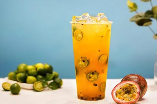 甘叁茶飲加盟