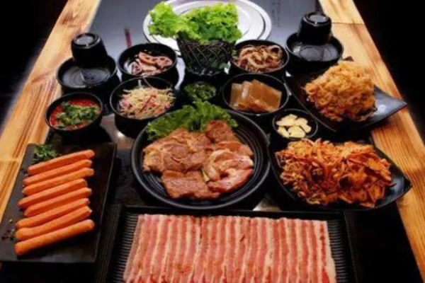 八大齊烤肉加盟