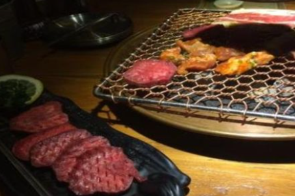 金鼎宴韓式自助烤肉加盟