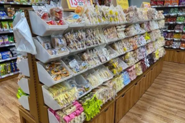 零食基地加盟