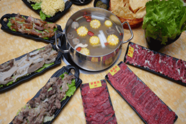 馬記潮品牛肉火鍋加盟