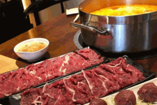 馬記潮品牛肉火鍋加盟
