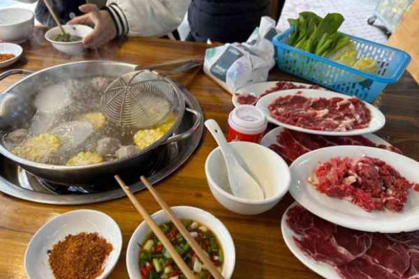 柴頭哥牛肉火鍋加盟