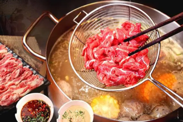 鼎牛匠潮汕鮮牛肉火鍋加盟