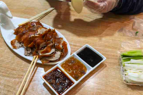 澤友憶家北京烤鴨加盟費多少錢?
