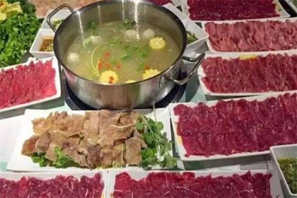 阿進牛肉火鍋加盟