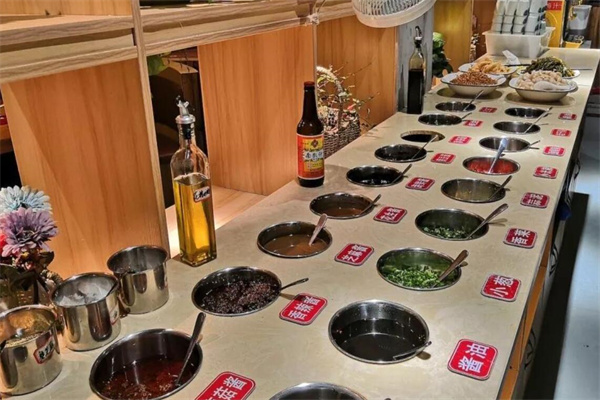 阿進牛肉火鍋加盟