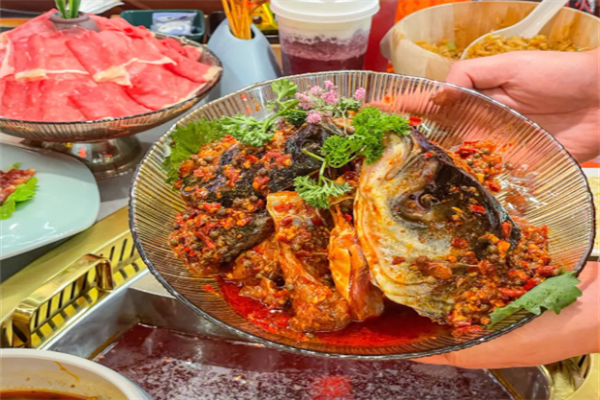 明香魚(yú)頭火鍋加盟
