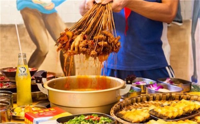 班花串串主題火鍋