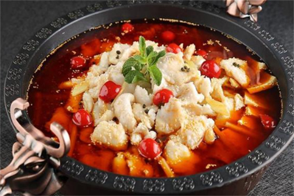 魚汁魚味小火鍋