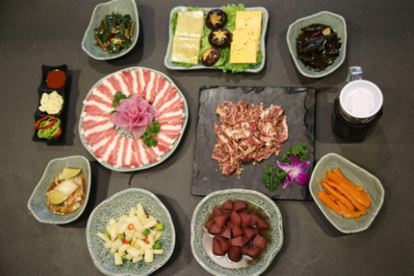故鄉(xiāng)屋韓國(guó)料理加盟