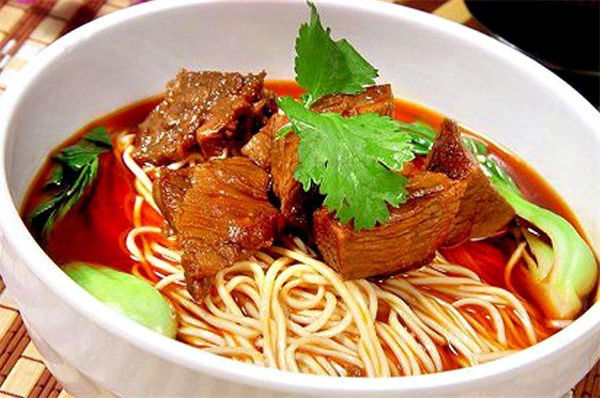 大牛牛肉面加盟條件是什么？
