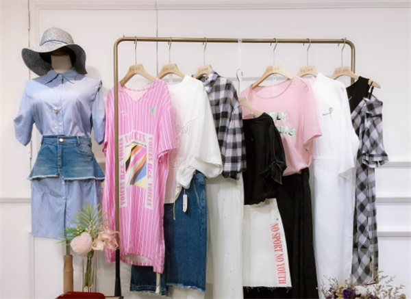 帛品女裝加盟費(fèi)多少錢？