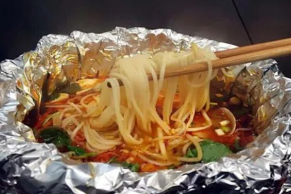 醉樂(lè)錫紙米線加盟多少錢(qián)?