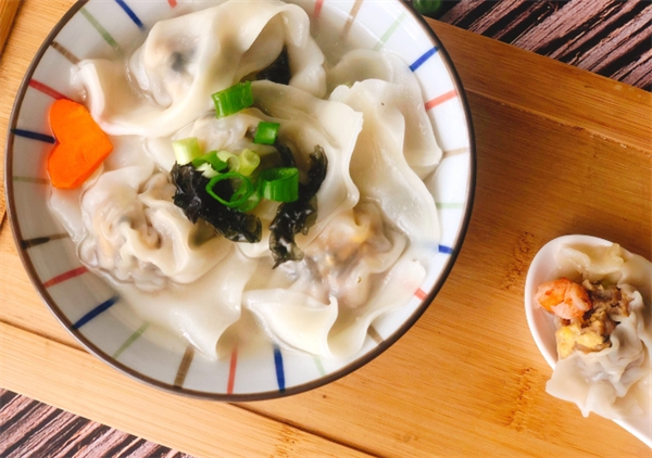 開心蝦仁餛飩加盟
