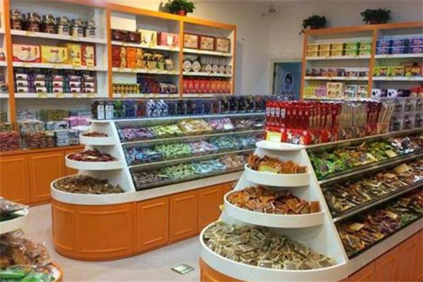 九號(hào)碼頭零食量販加盟