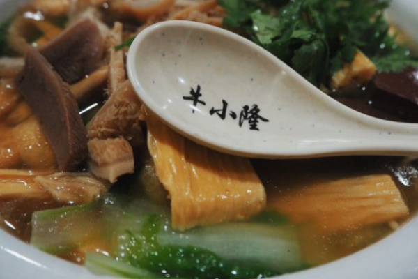 牛小隆牛肉面館加盟費(fèi)多少錢?