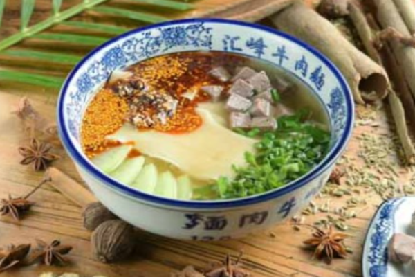牛記匯峰牛肉面加盟