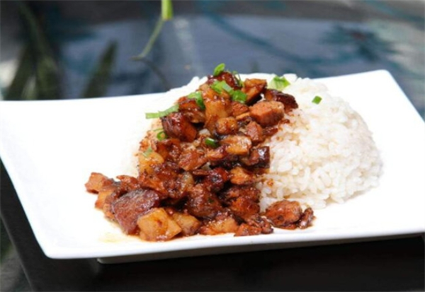 米園鹵肉飯加盟
