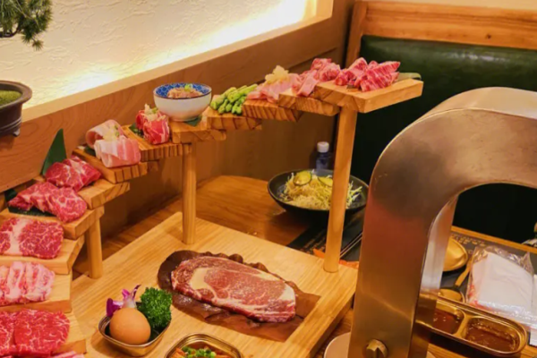 極屋燒肉酒場(chǎng)加盟