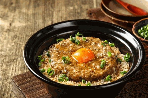 港福仔煲仔飯