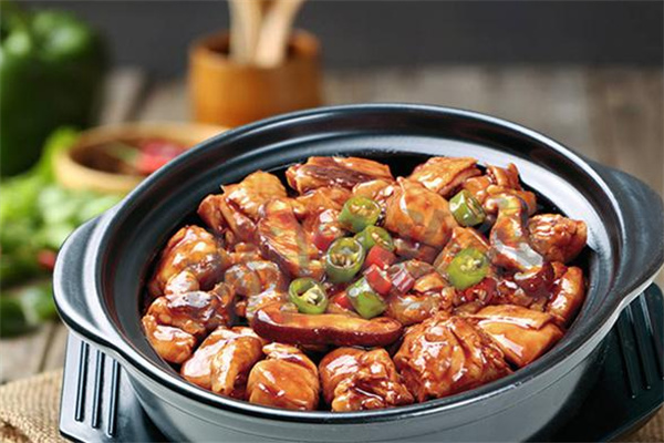 super燜肥牛燜雞飯