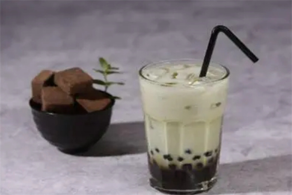愛這茶語奶茶加盟