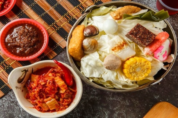 百匯臣藥膳養(yǎng)生火鍋加盟