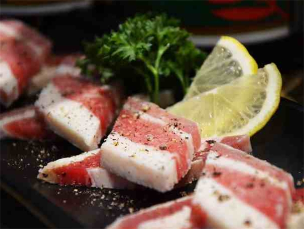 谷焱大牛炭火燒肉加盟