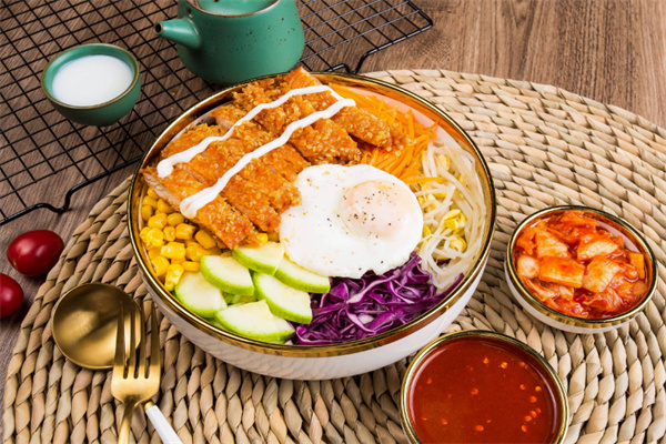 禾小家石鍋拌飯