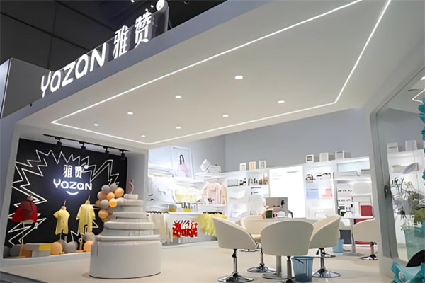 雅贊實(shí)體店加盟