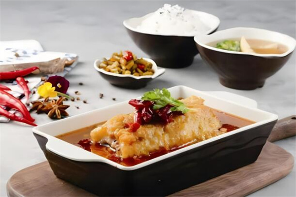 鮮辣婆無(wú)骨烤魚(yú)飯加盟