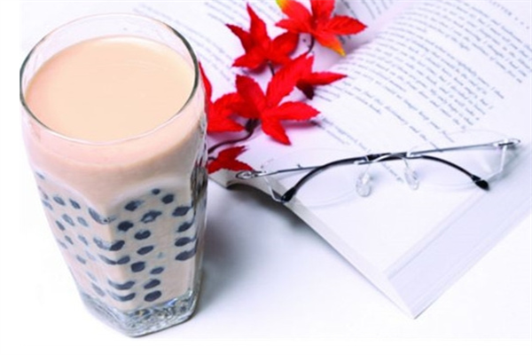 一名真鮮奶吧加盟市場(chǎng)好嗎?