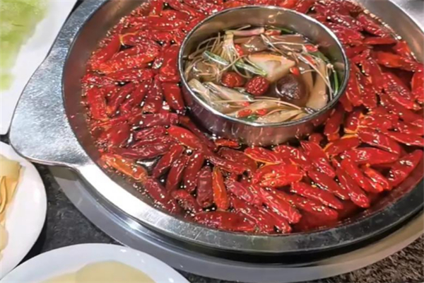 京華香肥牛王火鍋城