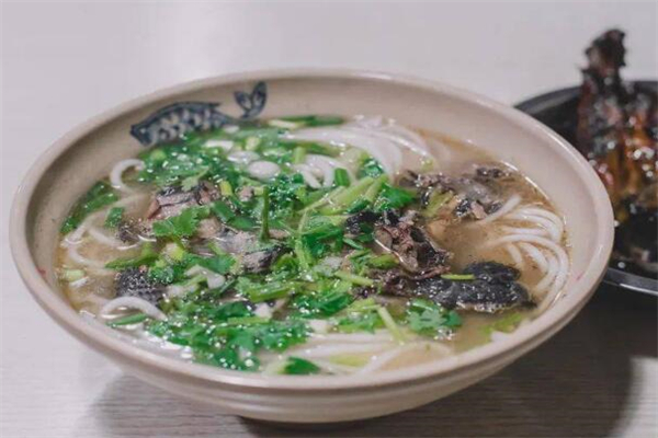 時代土雞米線加盟