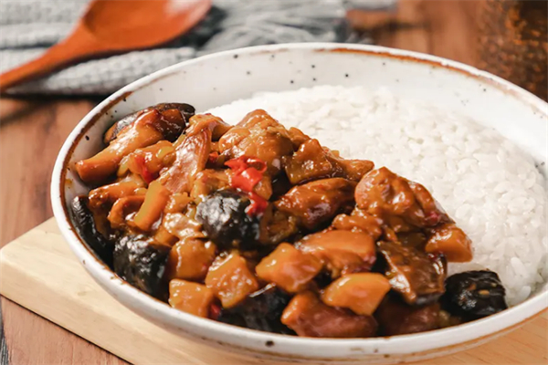 不二拌燜汁燒肉飯