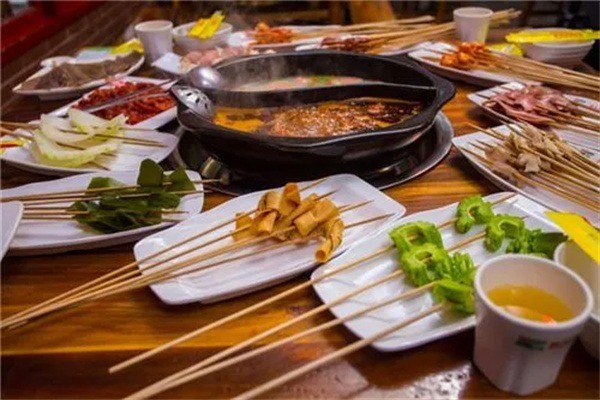 缽缽門串串香加盟
